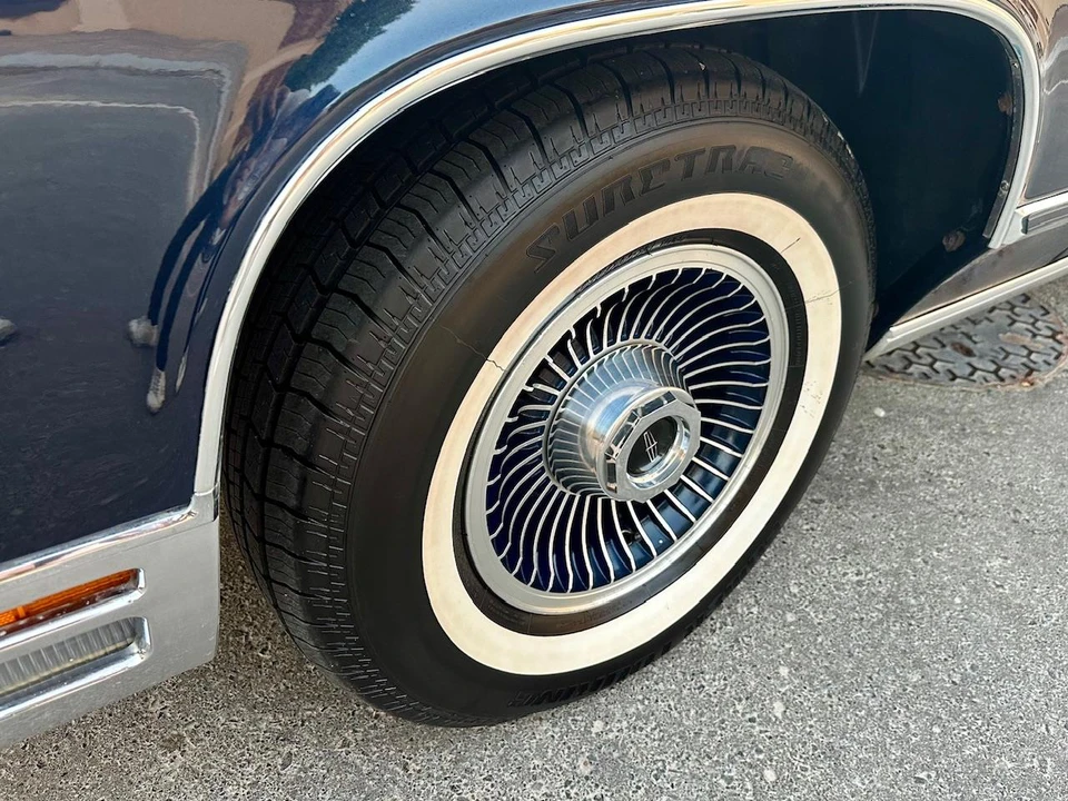 1979 Lincoln Continental 5th Gen - Image 12 of 31