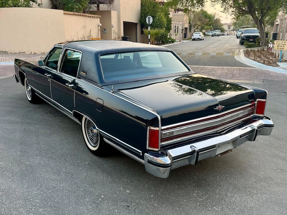 1979 Lincoln Continental 5th Gen - Image 28 of 31