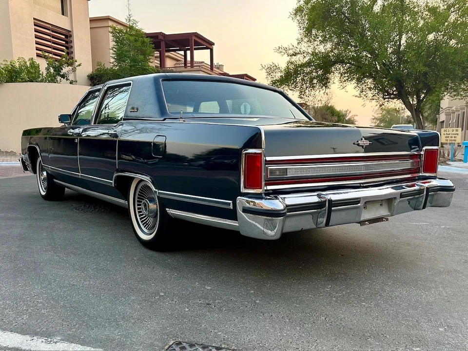 1979 Lincoln Continental 5th Gen - Image 30 of 31