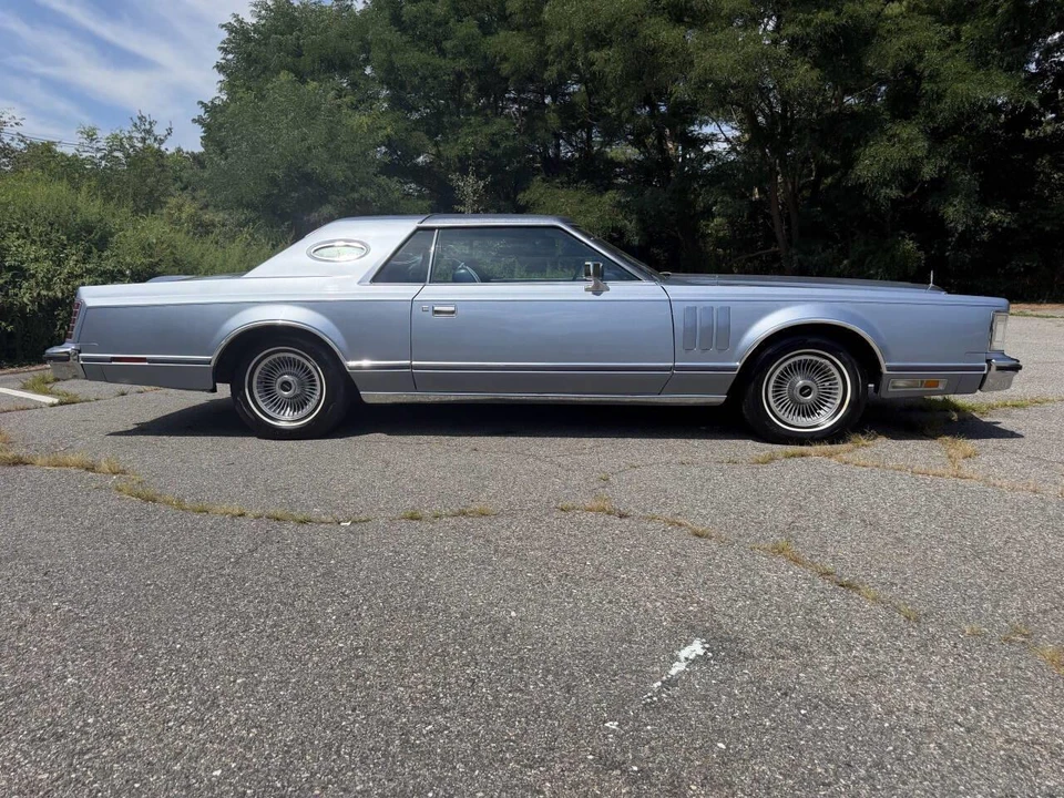 1979 Lincoln Continental 5th Gen - Image 15 of 19