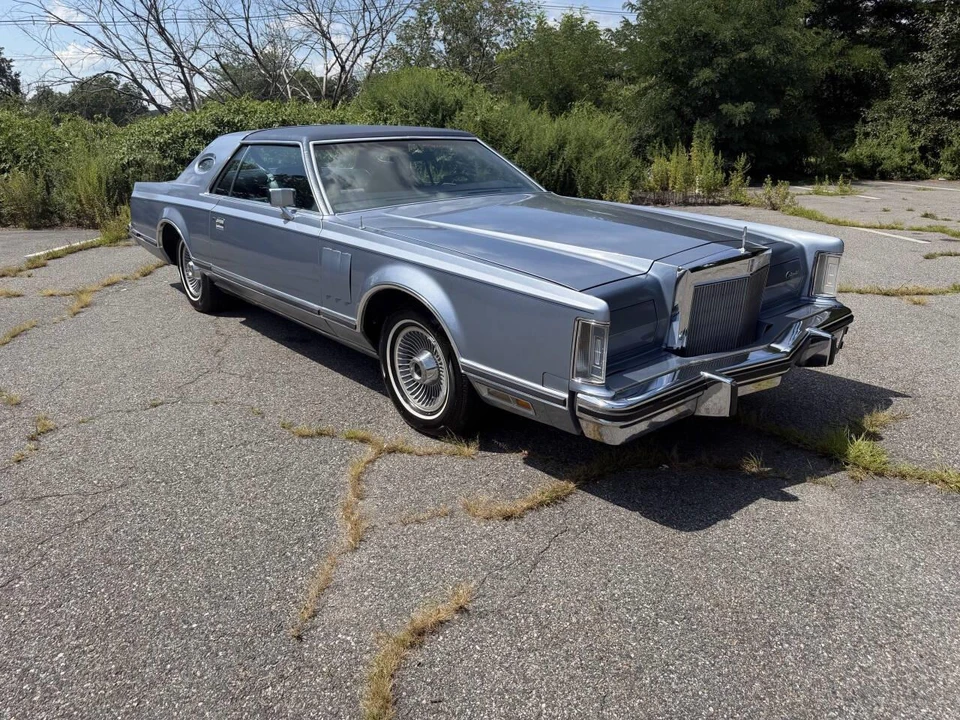 1979 Lincoln Continental 5th Gen - Image 18 of 19
