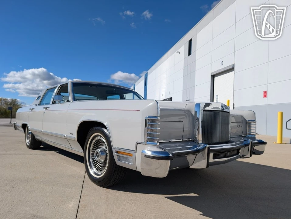 1979 Lincoln Continental 5th Gen - Image 22 of 31