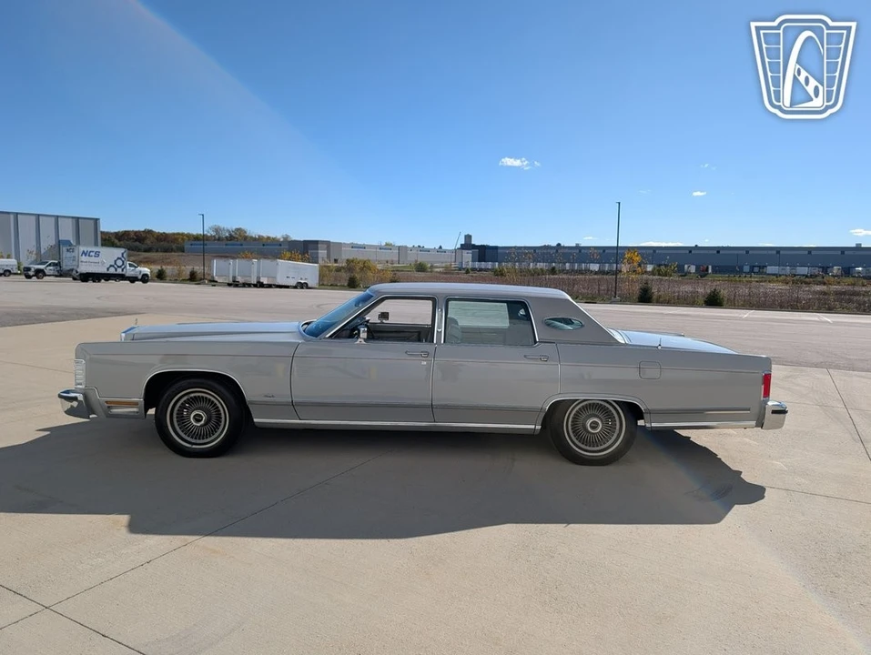 1979 Lincoln Continental 5th Gen - Image 6 of 31