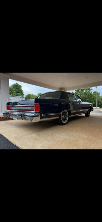 1979 Lincoln Continental 5th Gen - Image 10 of 31