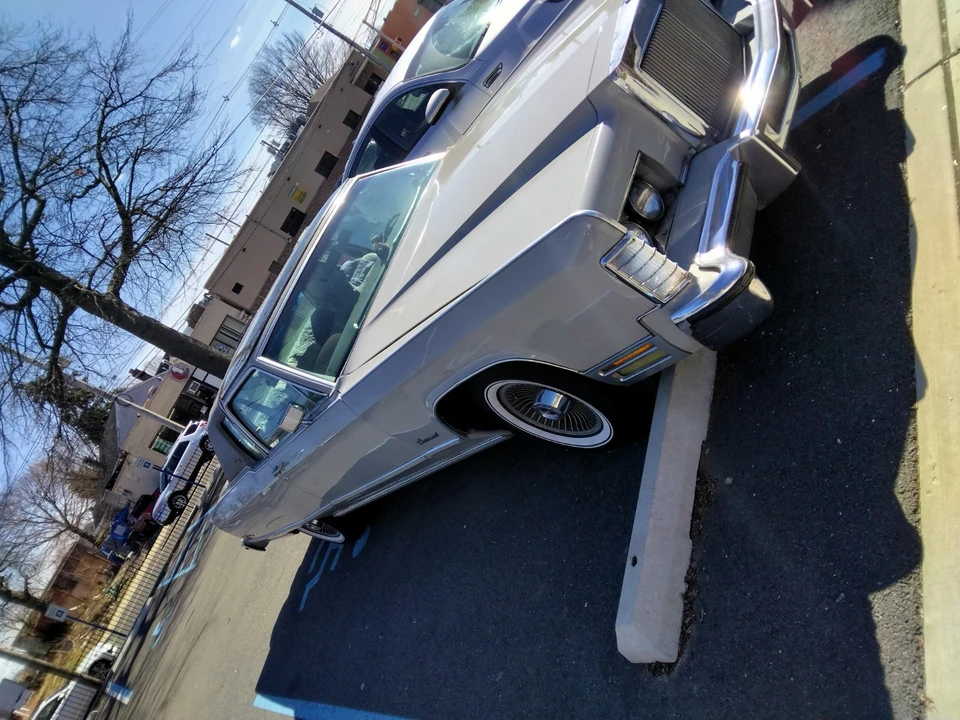 1979 Lincoln Continental 5th Gen - Image 2 of 11