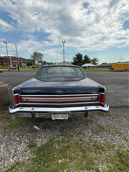 1979 Lincoln Continental 5th Gen - Image 8 of 10
