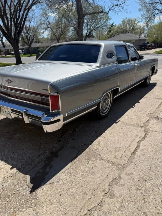1979 Lincoln Continental 5th Gen - Image 4 of 9