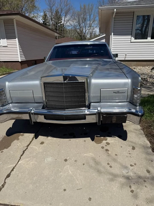 1979 Lincoln Continental 5th Gen - Image 2 of 9