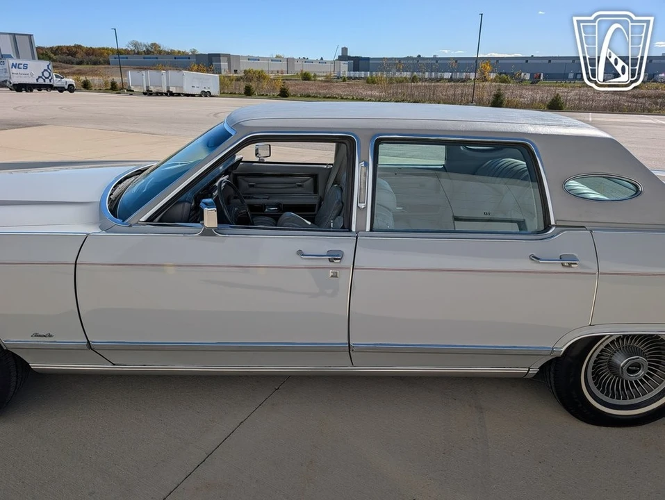 1979 Lincoln Continental 5th Gen - Image 30 of 31