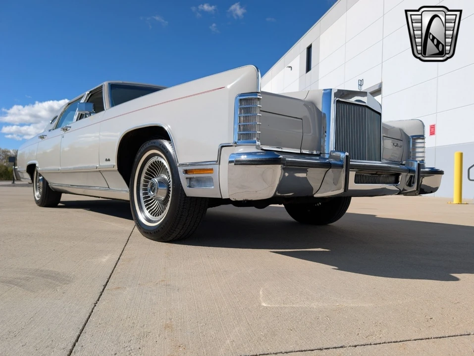 1979 Lincoln Continental 5th Gen - Image 10 of 12