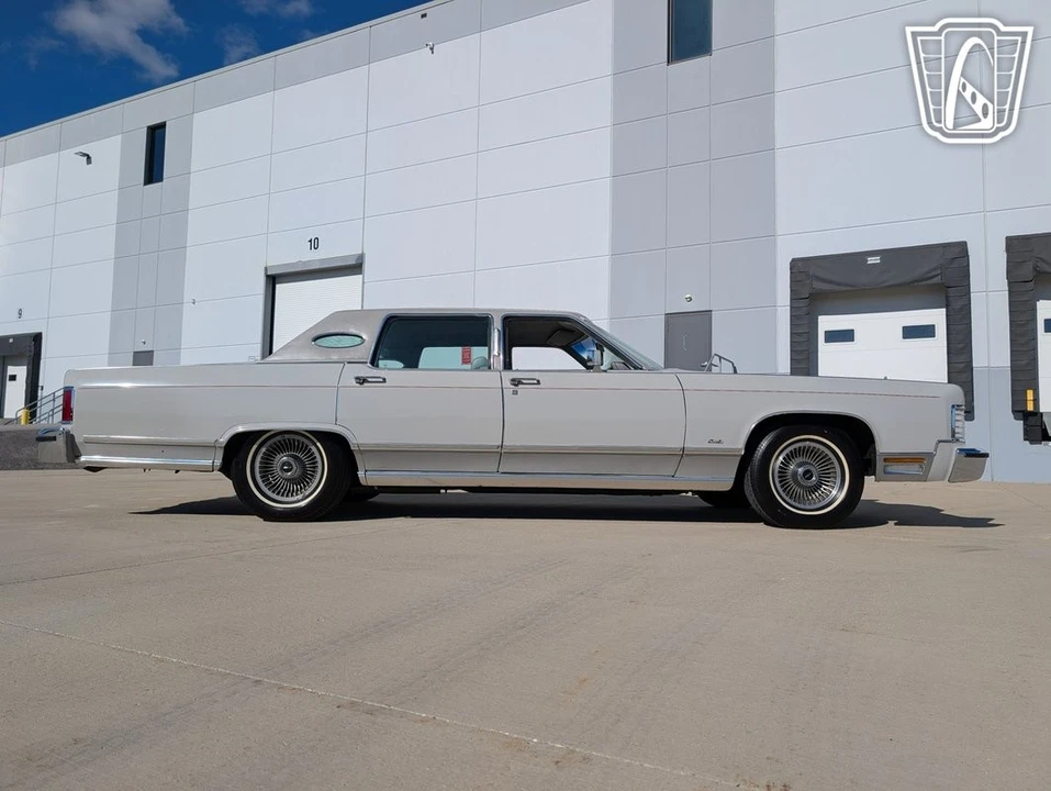 1979 Lincoln Continental 5th Gen - Image 20 of 31