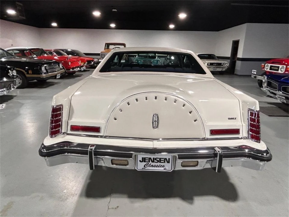 1979 Lincoln Continental 5th Gen - Image 23 of 31