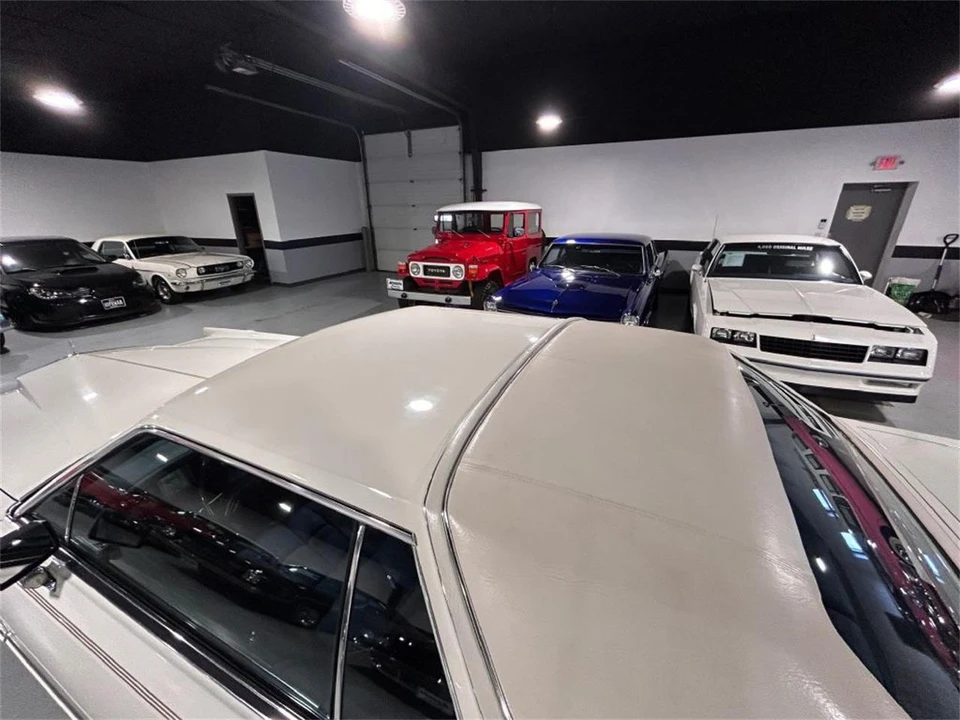 1979 Lincoln Continental 5th Gen - Image 18 of 31