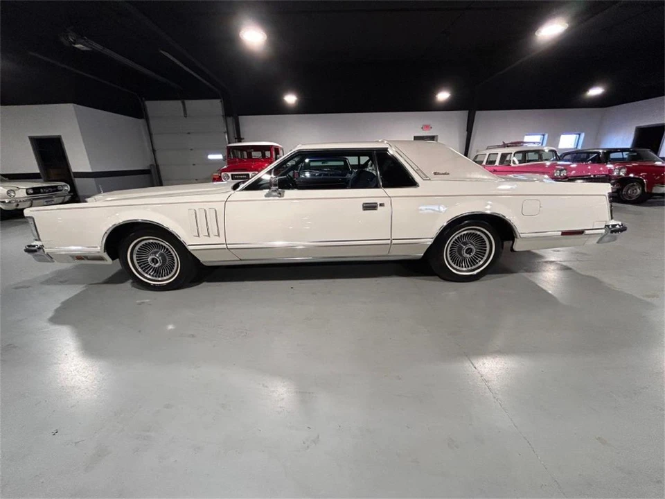 1979 Lincoln Continental 5th Gen - Image 6 of 31