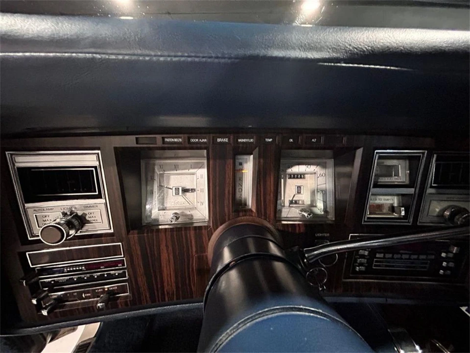 1979 Lincoln Continental 5th Gen - Image 12 of 31