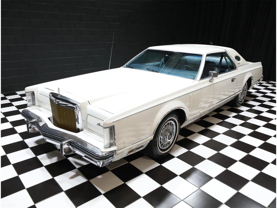 1979 Lincoln Continental 5th Gen - Image 6 of 31