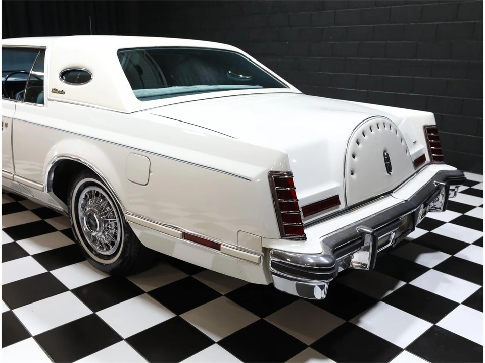 1979 Lincoln Continental 5th Gen - Image 27 of 31