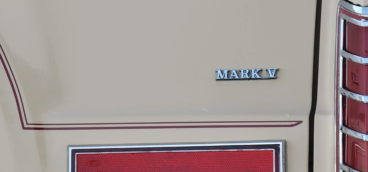 1979 Lincoln Continental 5th Gen - Image 14 of 21