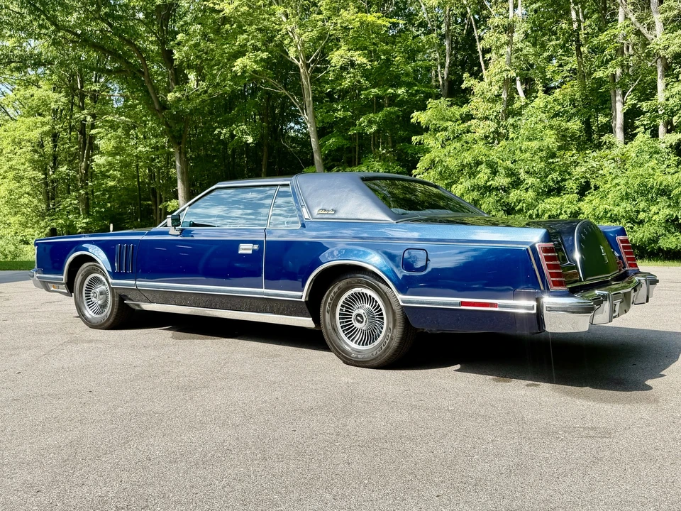 1979 Lincoln Continental 5th Gen - Image 7 of 31