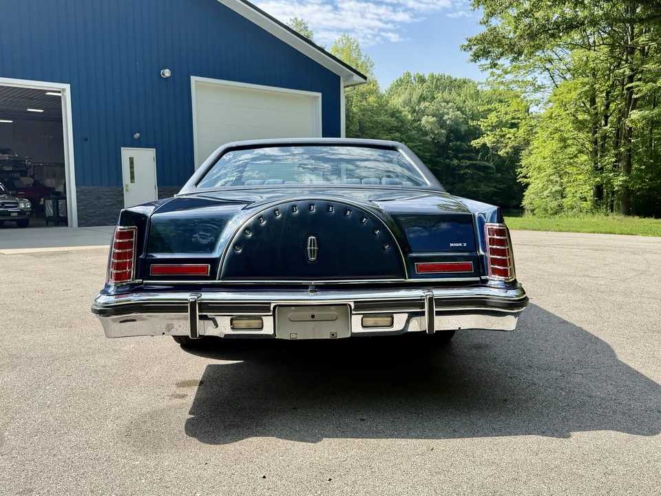 1979 Lincoln Continental 5th Gen - Image 8 of 31