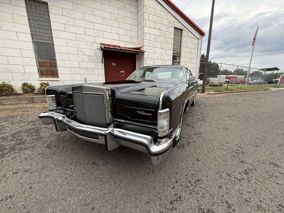 1979 Lincoln Continental 5th Gen - Image 16 of 31