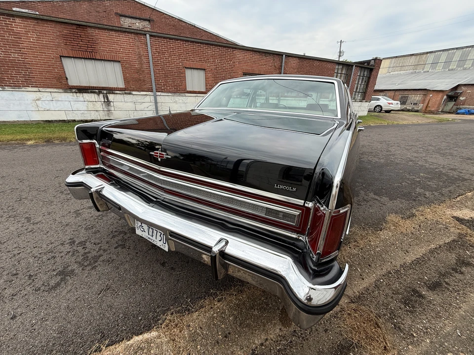 1979 Lincoln Continental 5th Gen - Image 10 of 31