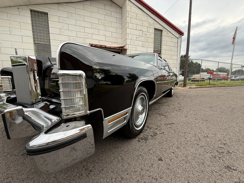 1979 Lincoln Continental 5th Gen - Image 5 of 31