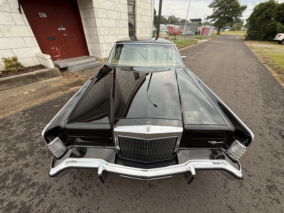 1979 Lincoln Continental 5th Gen - Image 3 of 31