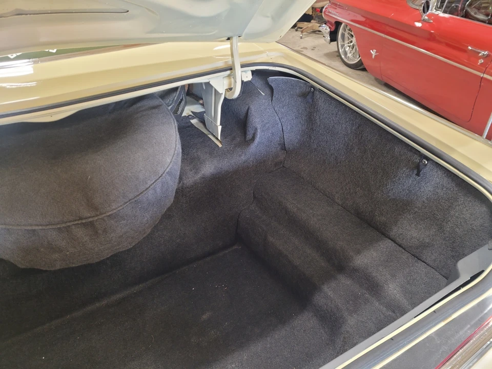 1979 Lincoln Continental 5th Gen - Image 8 of 10