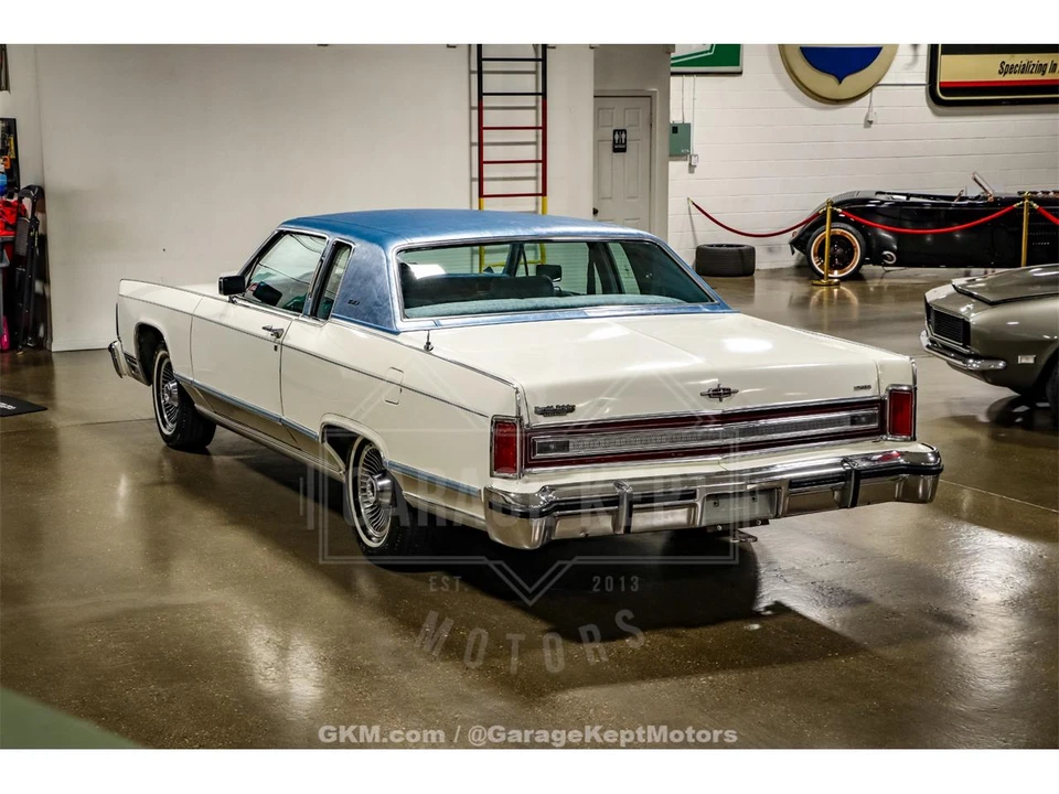 1979 Lincoln Continental 5th Gen - Image 7 of 31