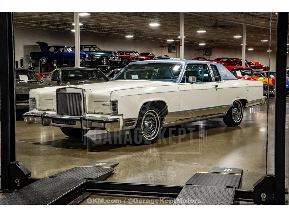 1979 Lincoln Continental 5th Gen - Image 3 of 31