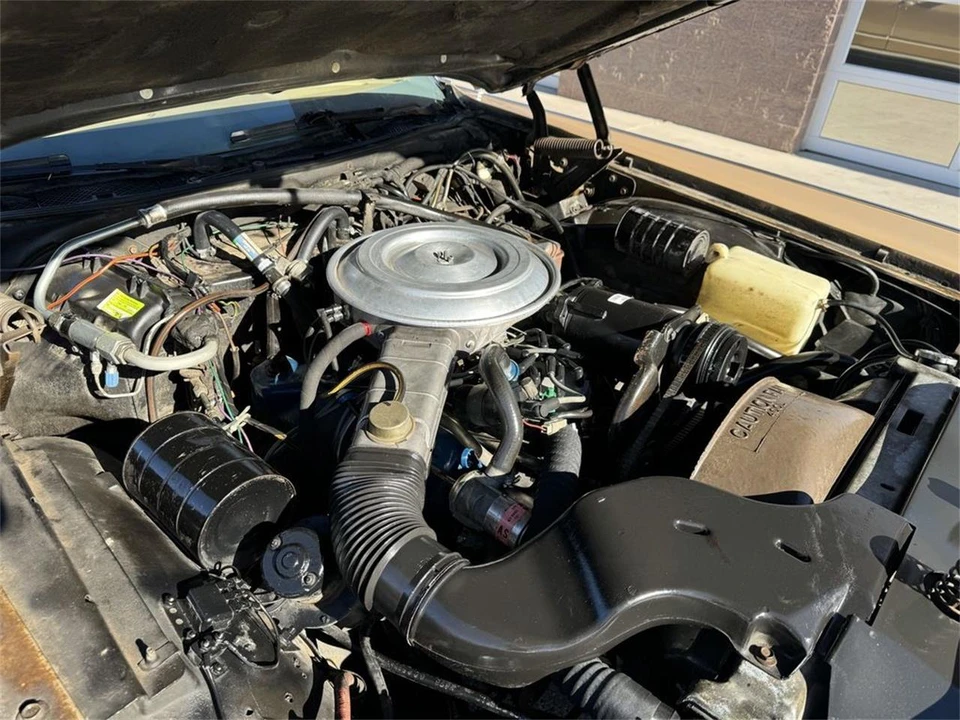 1979 Lincoln Continental 5th Gen - Image 23 of 31