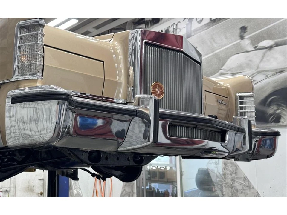 1979 Lincoln Continental 5th Gen - Image 25 of 31