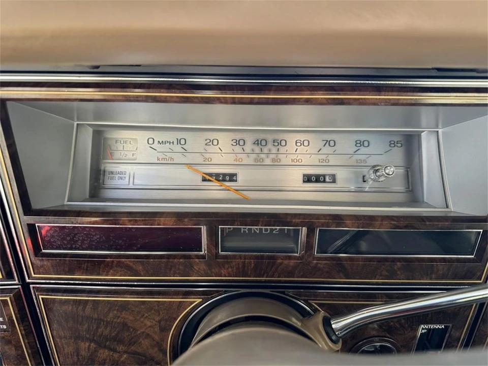 1979 Lincoln Continental 5th Gen - Image 15 of 31