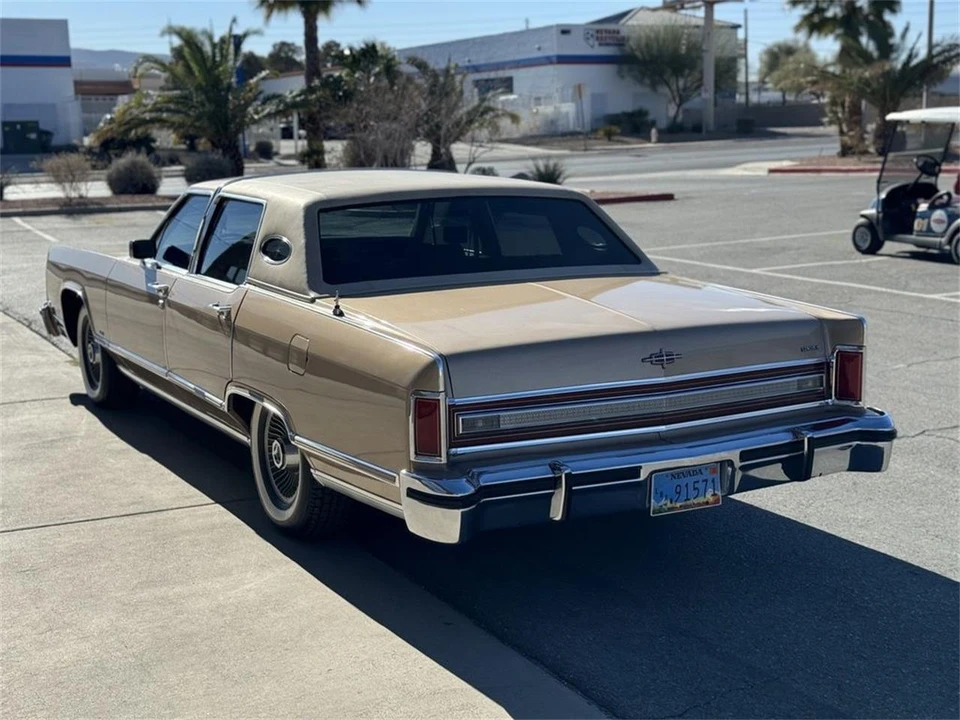 1979 Lincoln Continental 5th Gen - Image 8 of 31