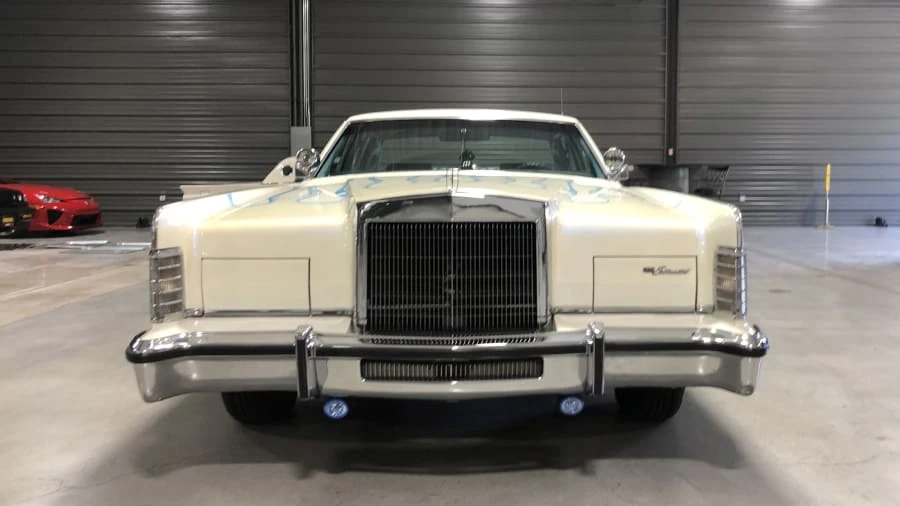 1979 Lincoln Continental 5th Gen - Image 11 of 17