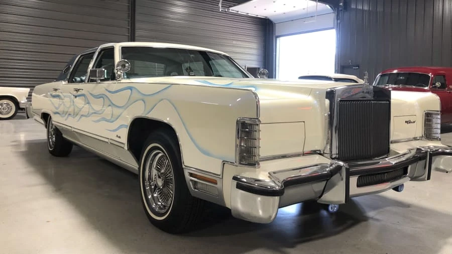 1979 Lincoln Continental 5th Gen - Image 15 of 17