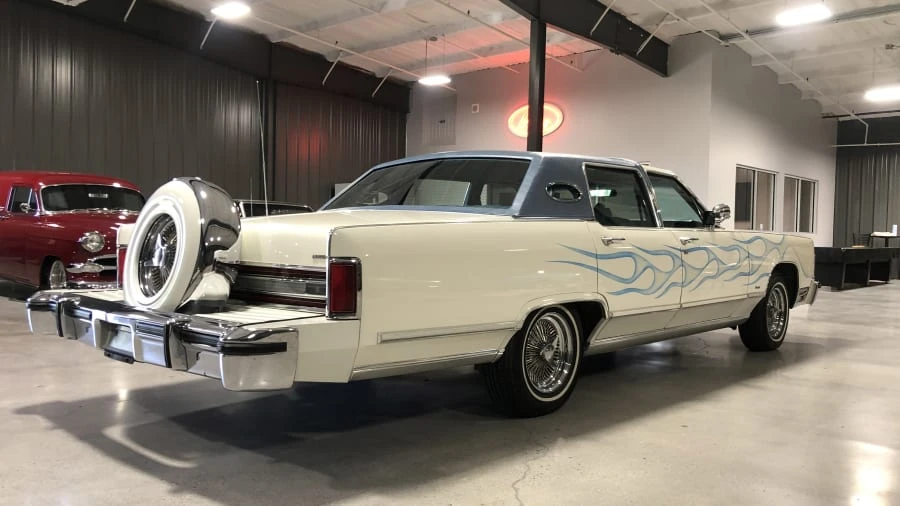 1979 Lincoln Continental 5th Gen - Image 17 of 17