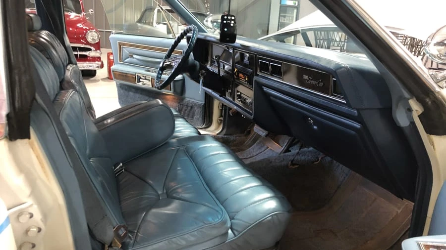 1979 Lincoln Continental 5th Gen - Image 5 of 17