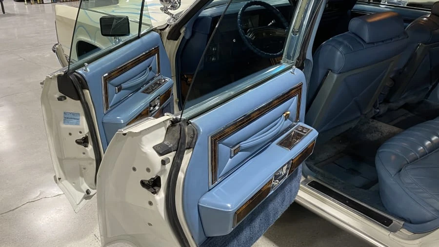 1979 Lincoln Continental 5th Gen - Image 5 of 16