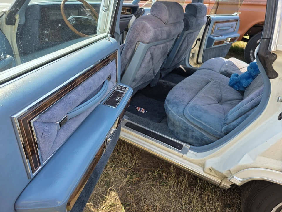 1979 Lincoln Continental 5th Gen - Image 16 of 21