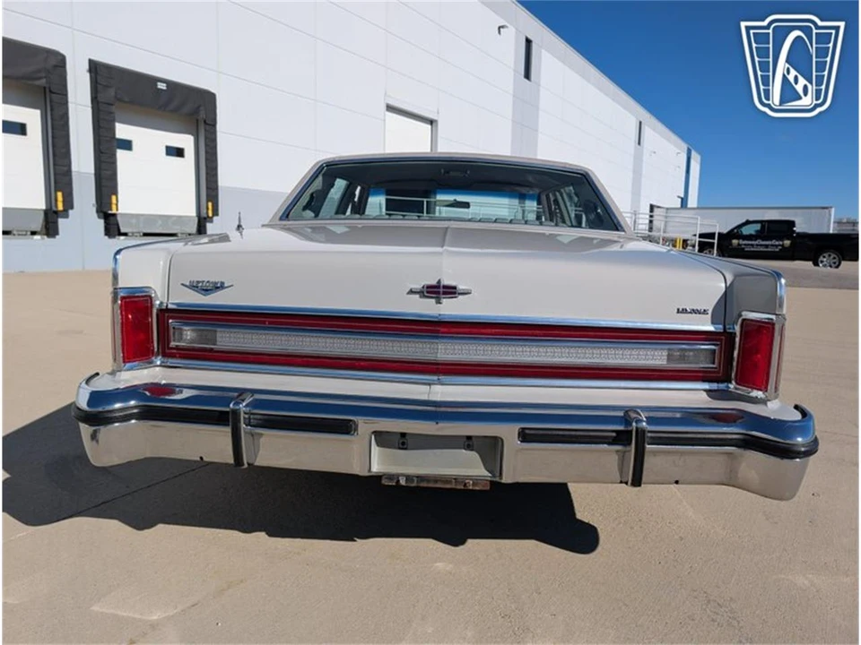 1979 Lincoln Continental 5th Gen - Image 12 of 31