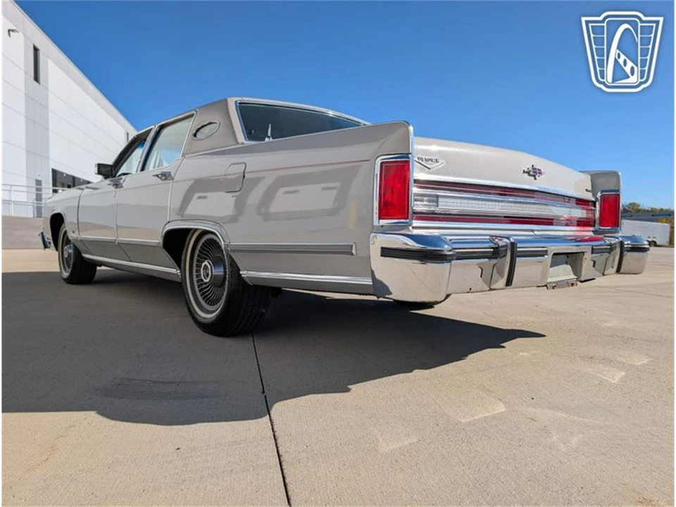 1979 Lincoln Continental 5th Gen - Image 10 of 31