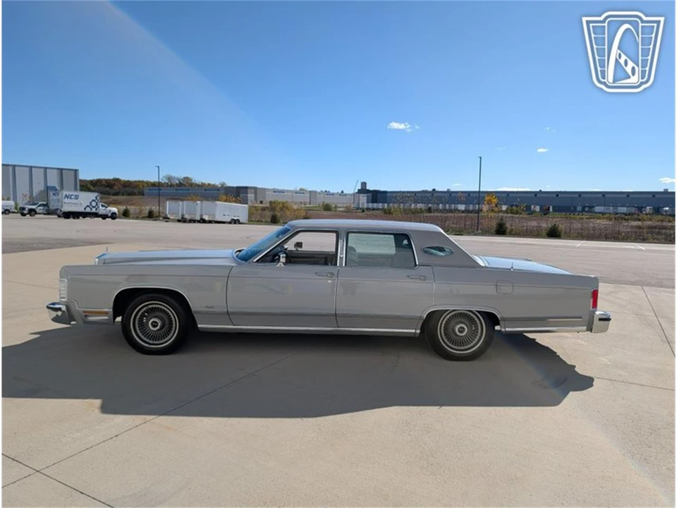 1979 Lincoln Continental 5th Gen - Image 5 of 31