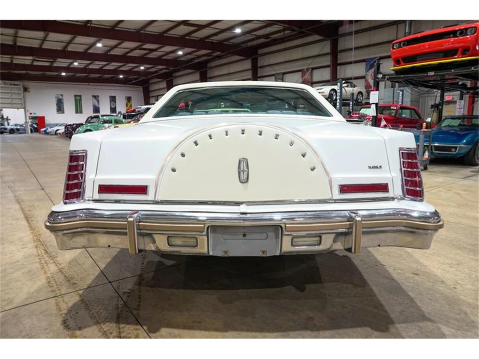1979 Lincoln Continental 5th Gen - Image 7 of 31