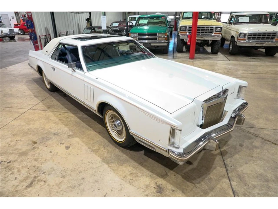 1979 Lincoln Continental 5th Gen - Image 14 of 31