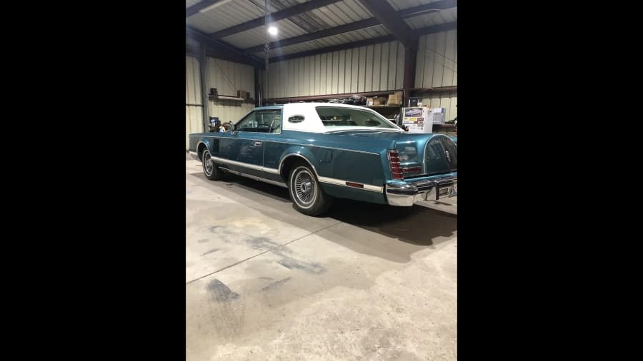1979 Lincoln Continental 5th Gen - Image 2 of 11