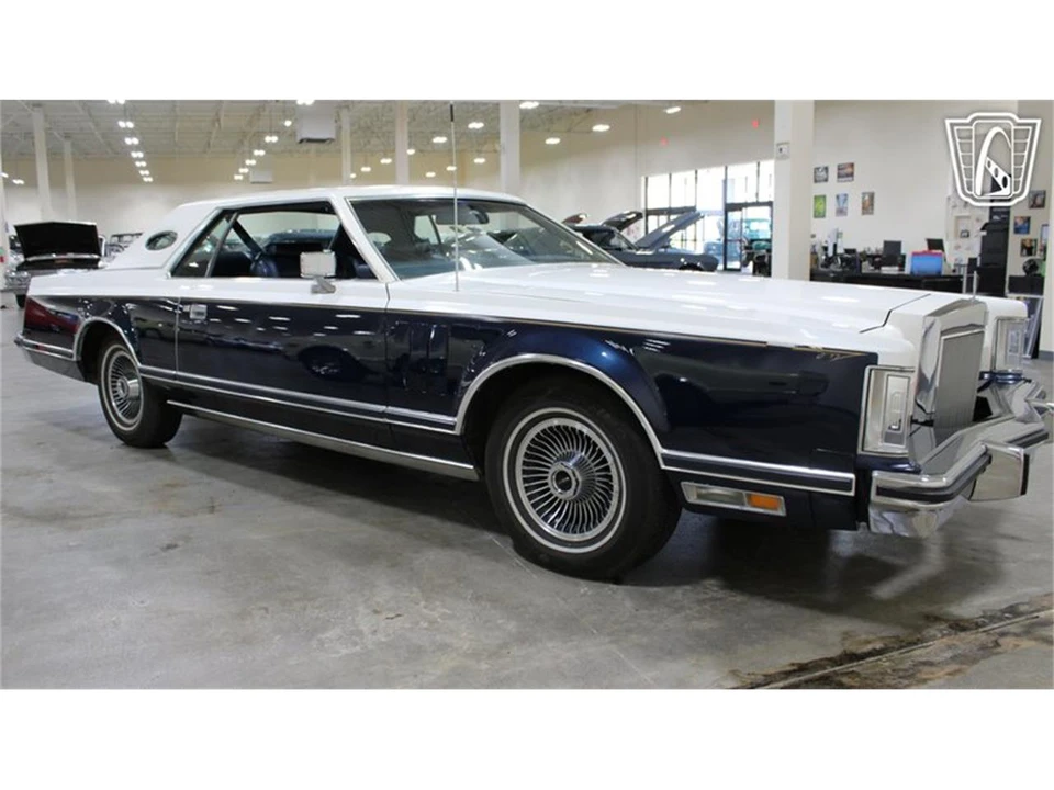 1979 Lincoln Continental 5th Gen - Image 2 of 31