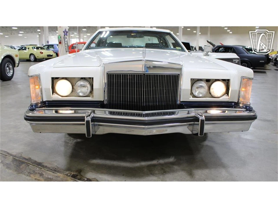 1979 Lincoln Continental 5th Gen - Image 9 of 31