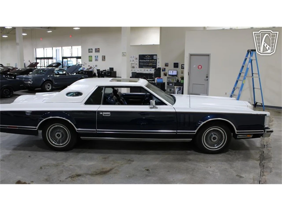 1979 Lincoln Continental 5th Gen - Image 5 of 31